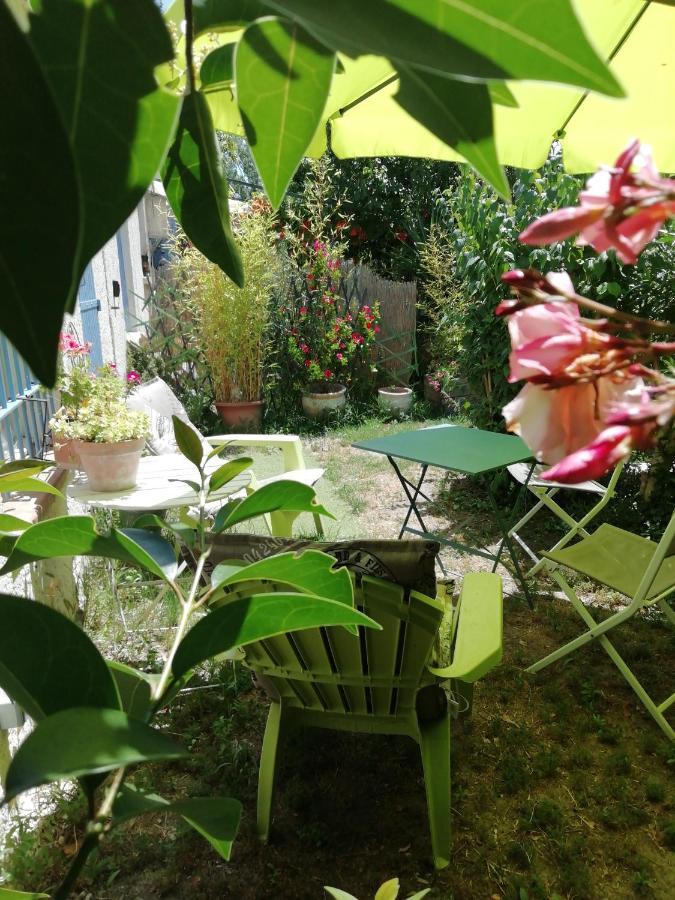 Chambre D'Hote - Mas Le Barret 阿爾勒 外观 照片