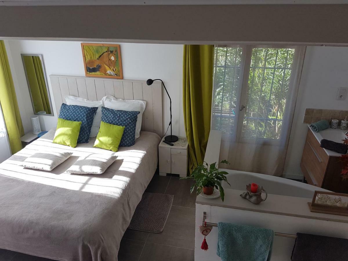 Chambre D'Hote - Mas Le Barret 阿爾勒 外观 照片